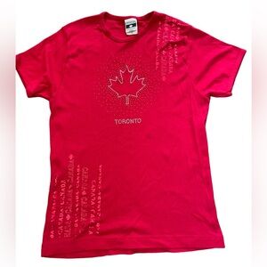 Cityscape Canada Vintage 90s Red Toronto Rhinestone Maple Leaf Novelty T Shirt